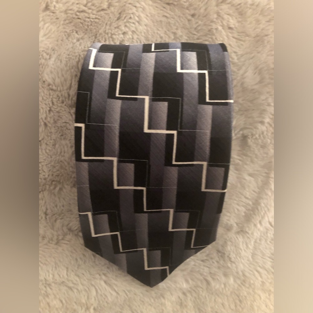 Núbio Men's Geometric Black & Gray Tie - Classic Professional Style